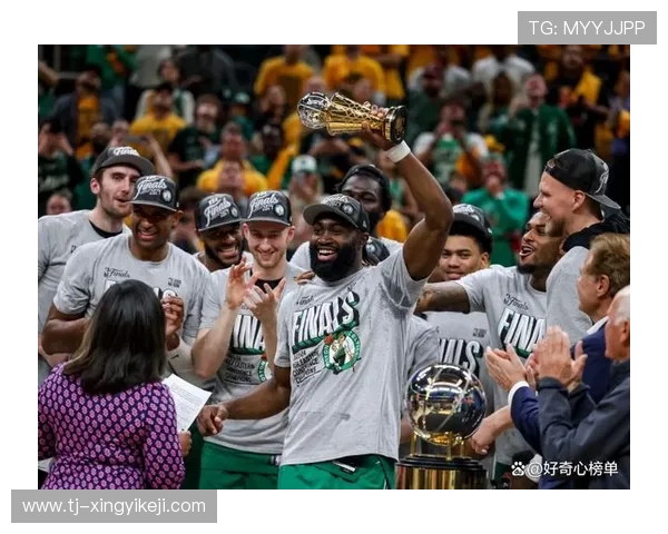 独行侠对阵凯尔特人：强强对话展现精彩攻防较量