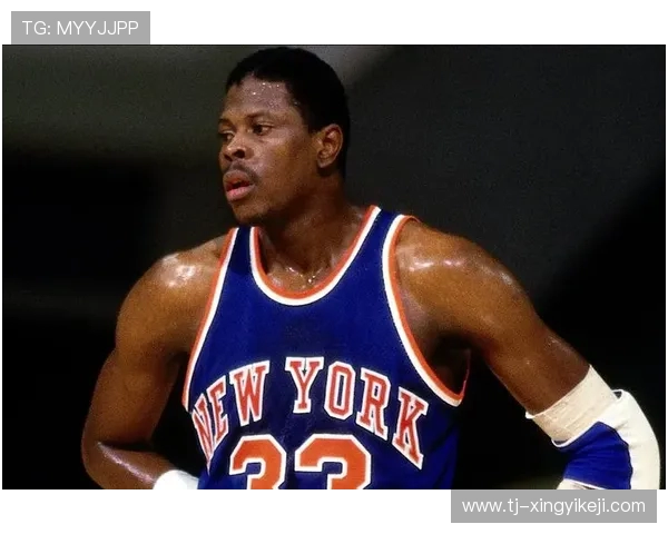 卡尔马龙的传奇生涯与NBA历史中力量与勤奋的完美象征 卡尔马龙的传奇生涯与NBA历史中力量与勤奋的完美象征
