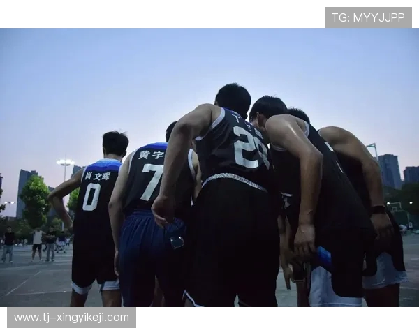 以篮球为纽带探索团队协作与个人拼搏精神的完美融合之路