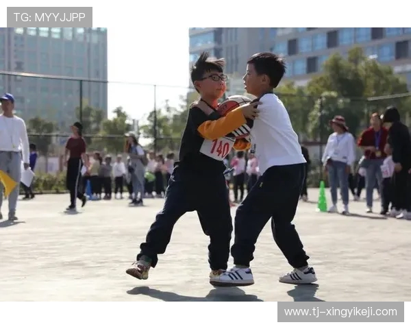 极限运动会精彩点评北京街舞队默契配合展现团队精神与创意魅力