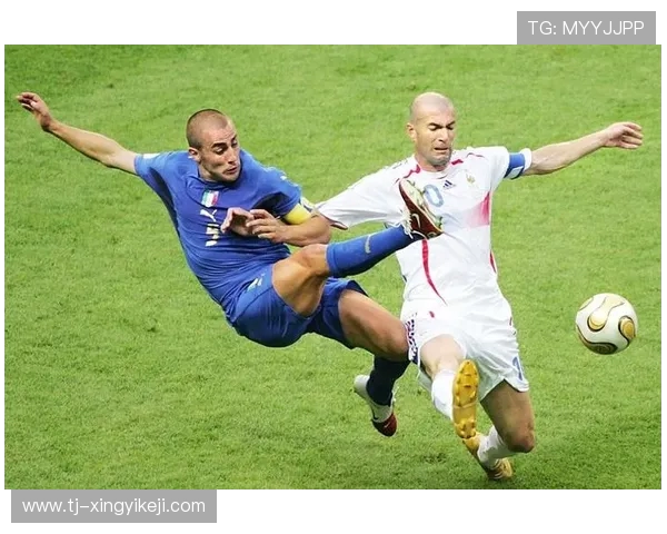 激烈对决:世界顶级球员同台竞技,谁将成为本赛季最强冠军 激烈对决:世界顶级球员同台竞技,谁将成为本赛季最强冠军