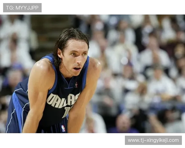 2002年NBA季后赛马刺与小牛的激烈对决回顾与分析