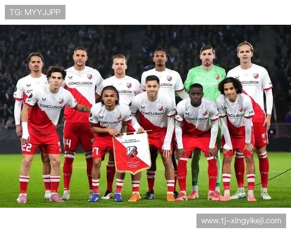 切尔西与曼联历史交锋回顾及战绩分析探讨