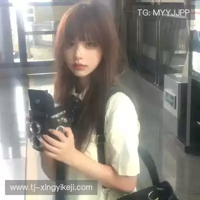 郜崧蒙